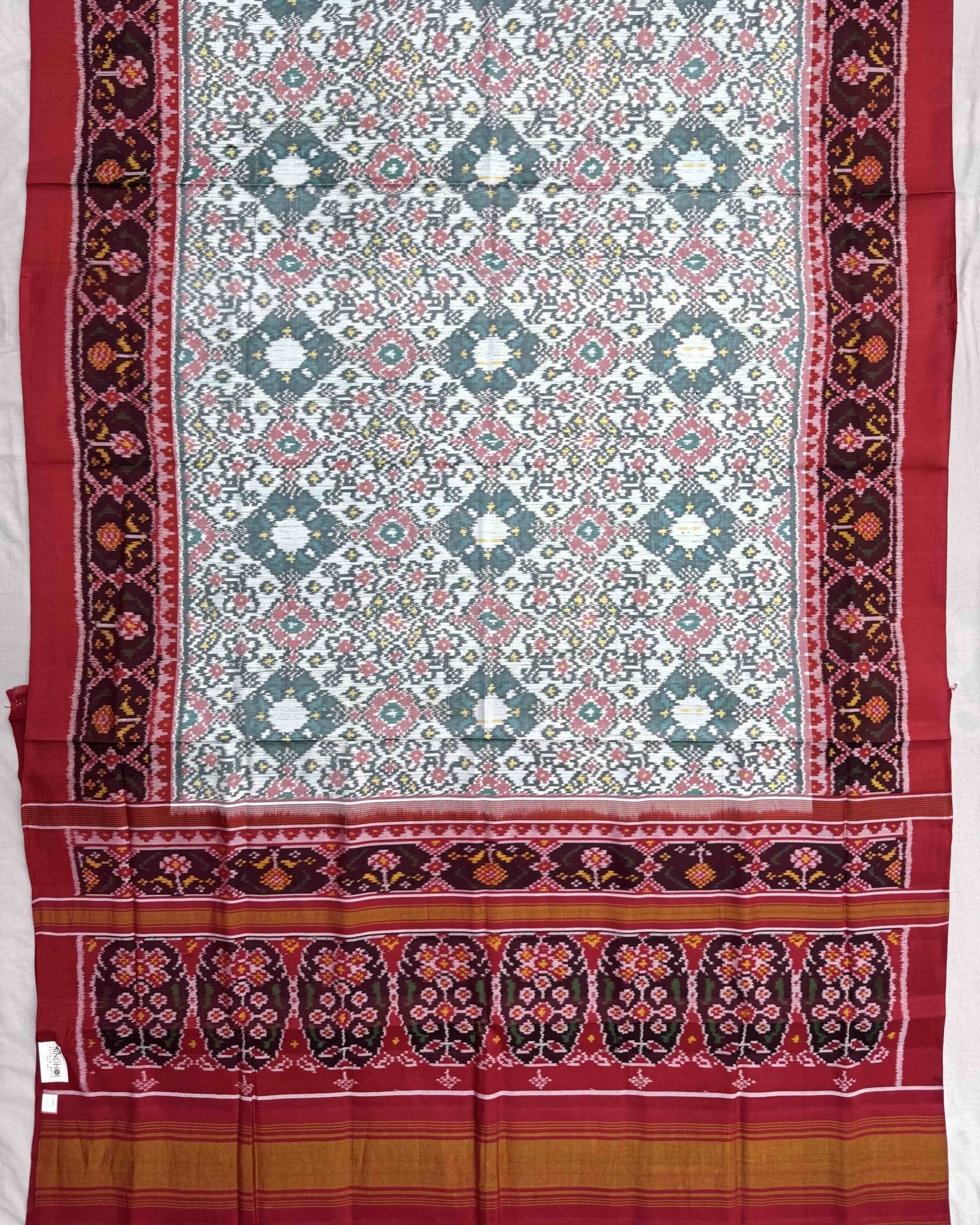 Red & White Navratan Semi Double Ikat Patola Saree - SindhoiPatolaArt