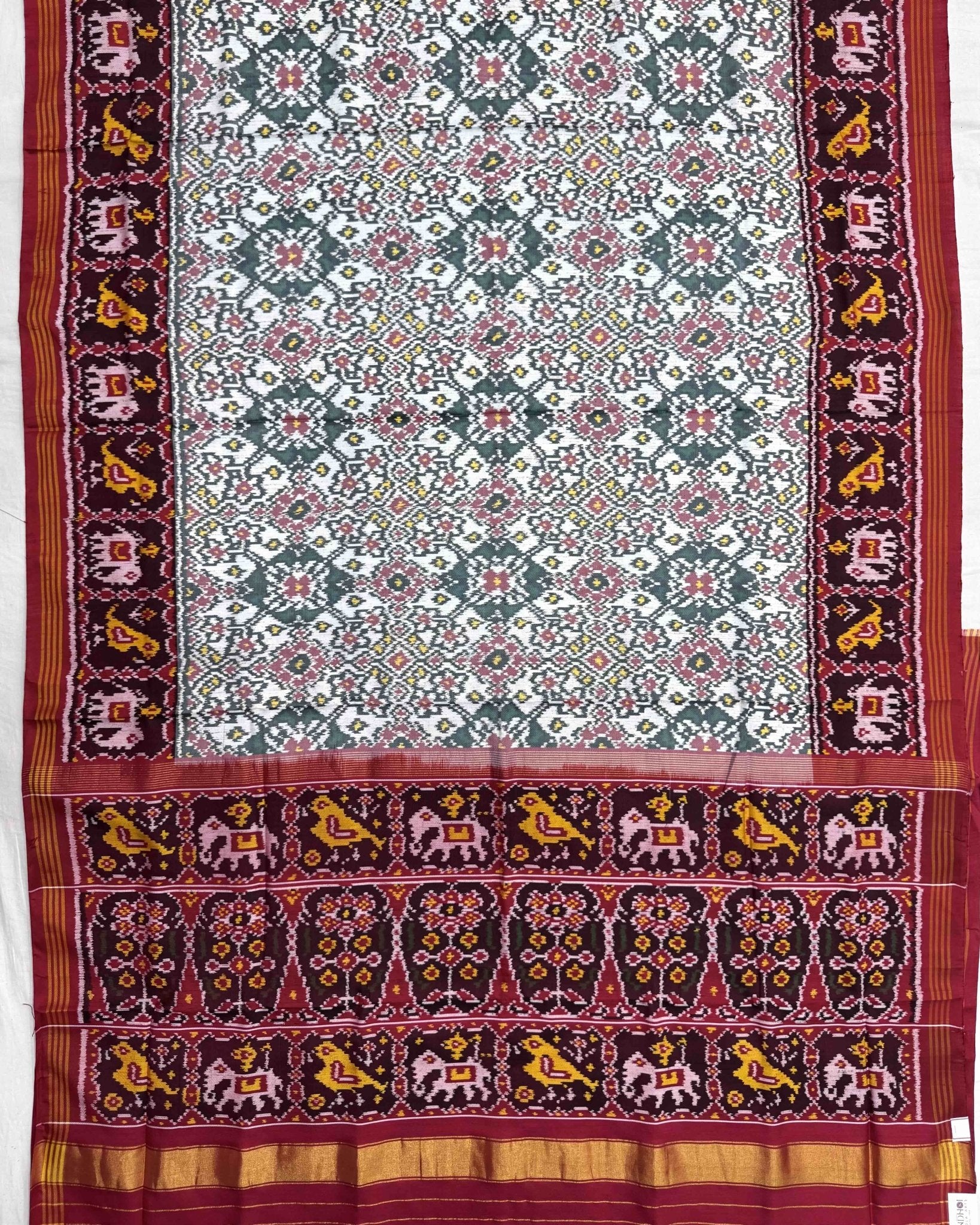Red & White Navratan Semi Double Ikat Patola Saree - SindhoiPatolaArt
