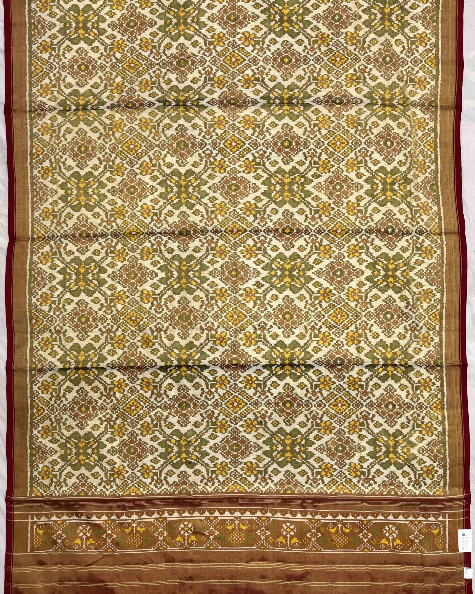 Red & White Navratan Tissue Patola Dupatta - SindhoiPatolaArt