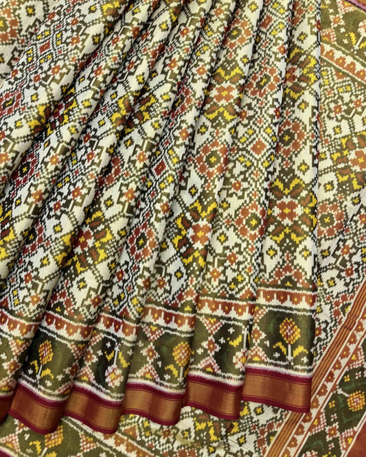 Red & White Navratan Tissue Patola Saree - SindhoiPatolaArt