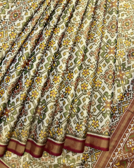 Red & White Navratan Tissue Patola Saree - SindhoiPatolaArt