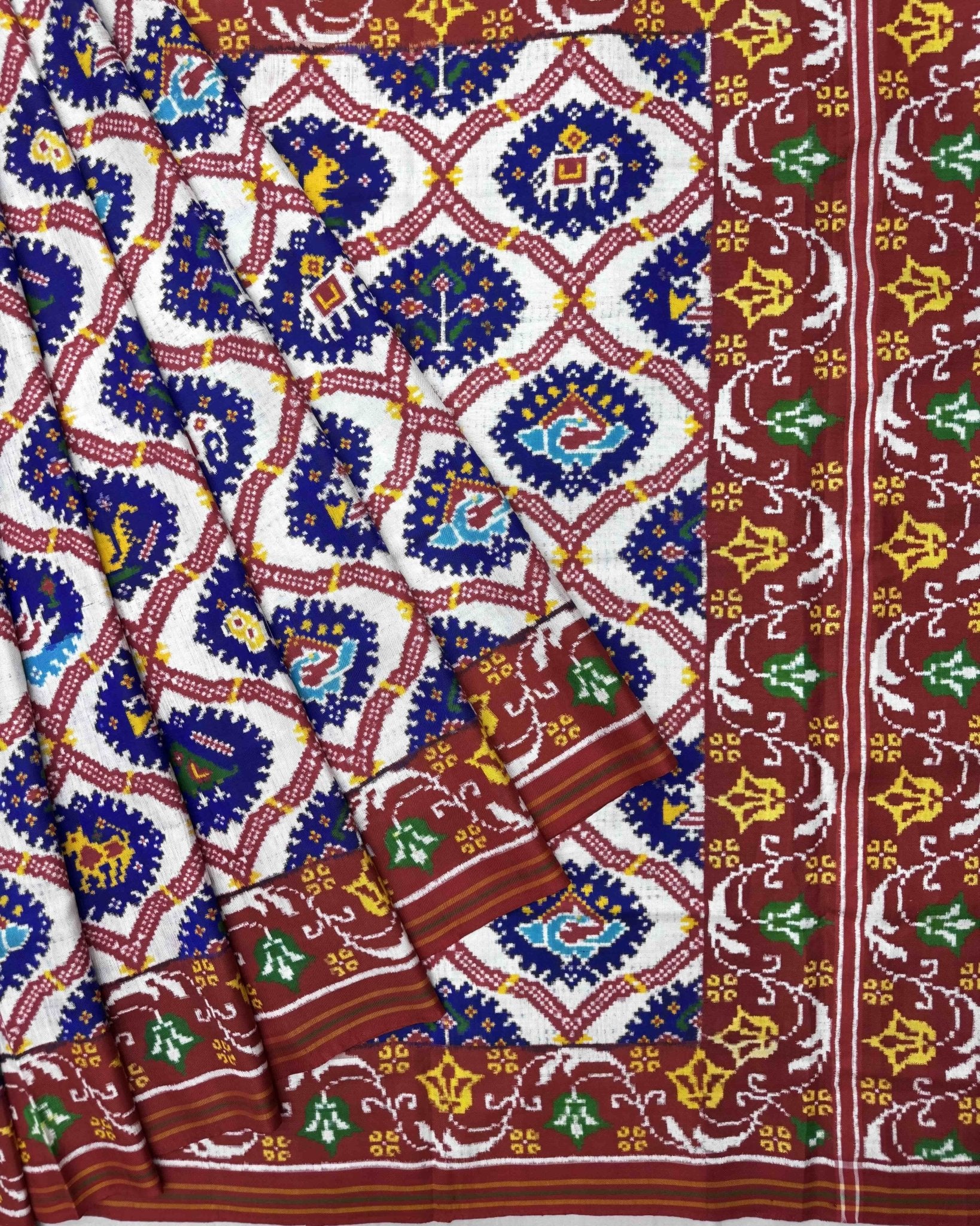 Red & Whtie with Blue Narikunj Double Ikat Patola Saree - SindhoiPatolaArt