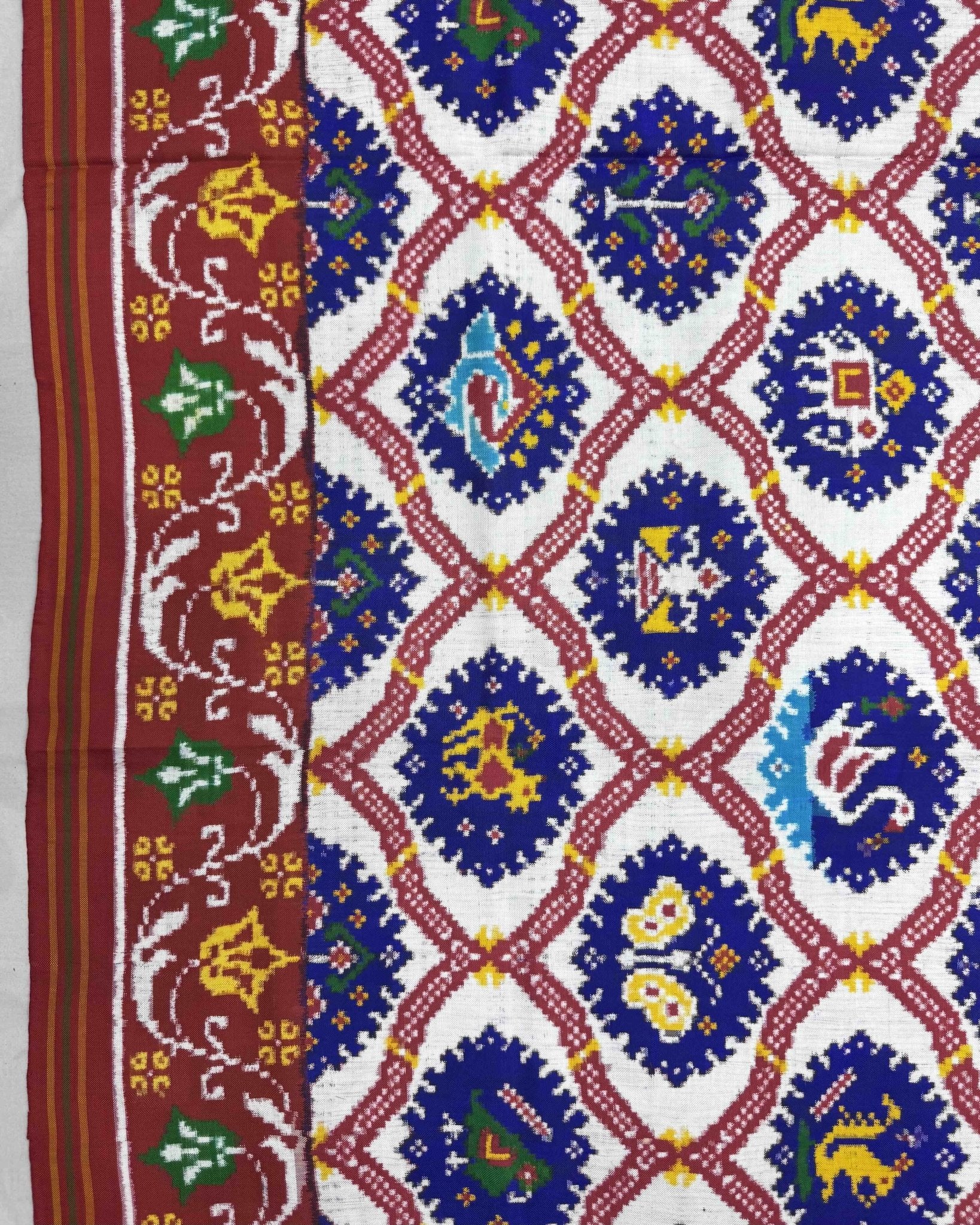 Red & Whtie with Blue Narikunj Double Ikat Patola Saree - SindhoiPatolaArt