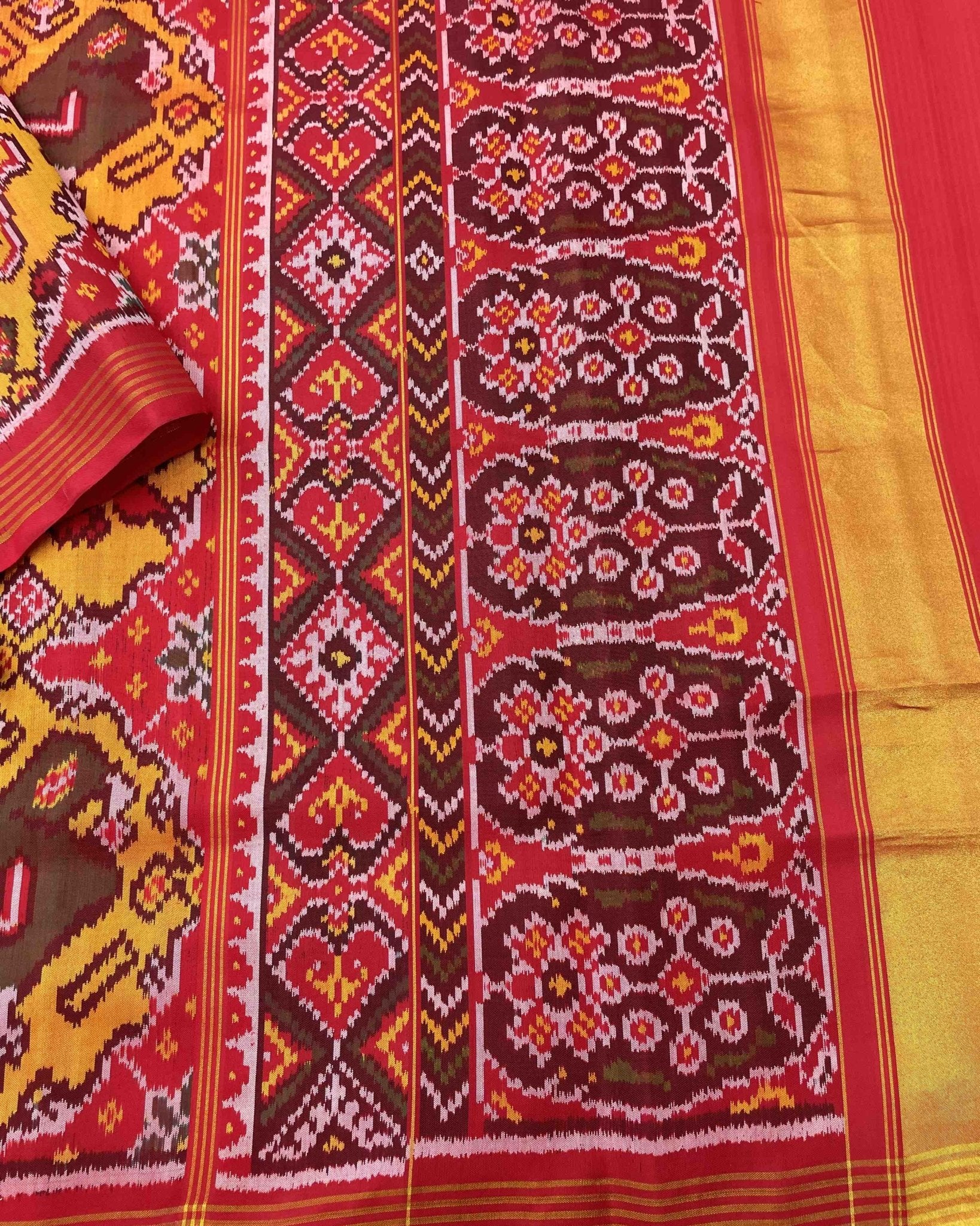 Red & Yellow Big Figure Narikunj Designer Patola Saree - SindhoiPatolaArt