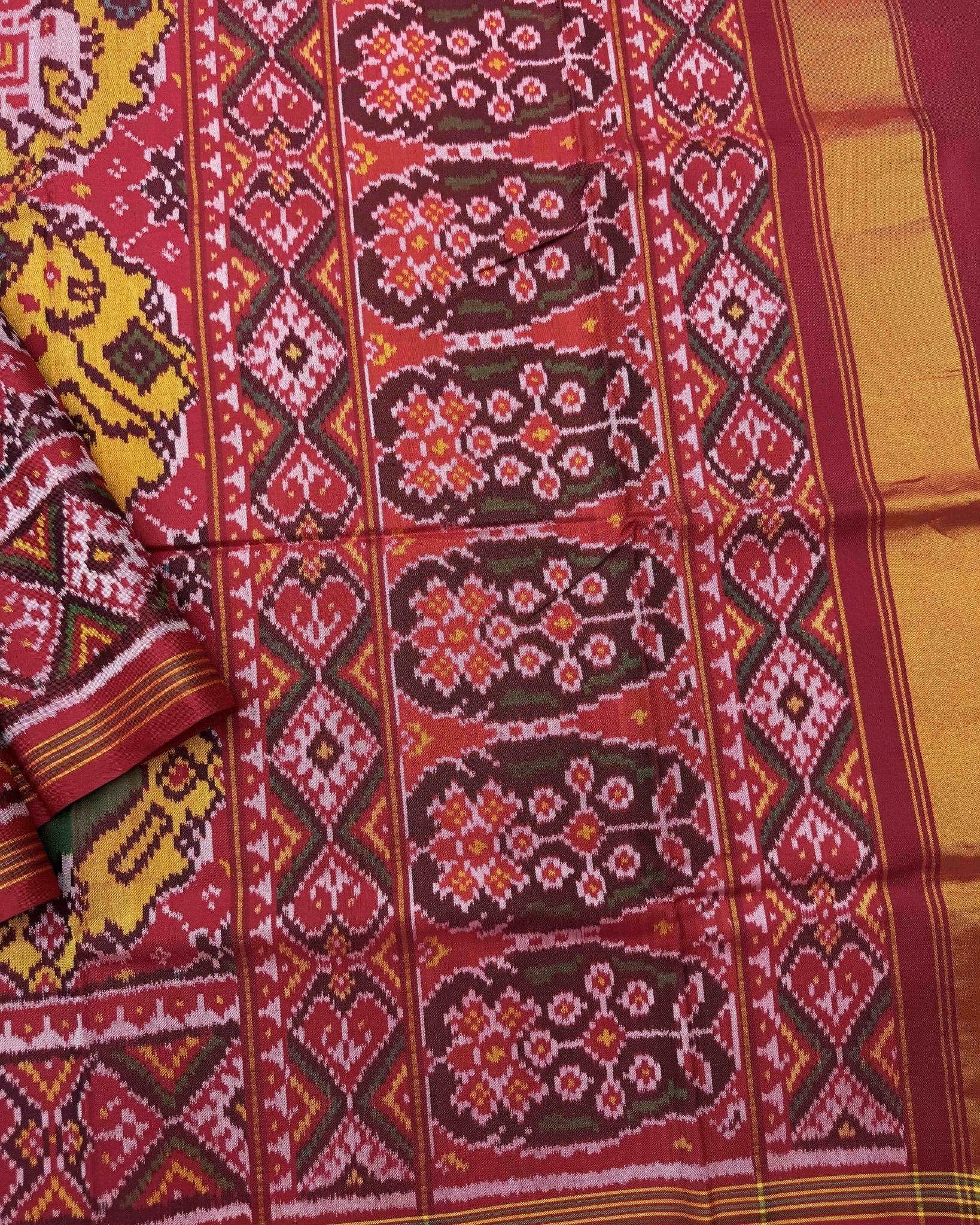 Red & Yellow Bog Figure Narikunj Chhabdi Patola Saree - SindhoiPatolaArt
