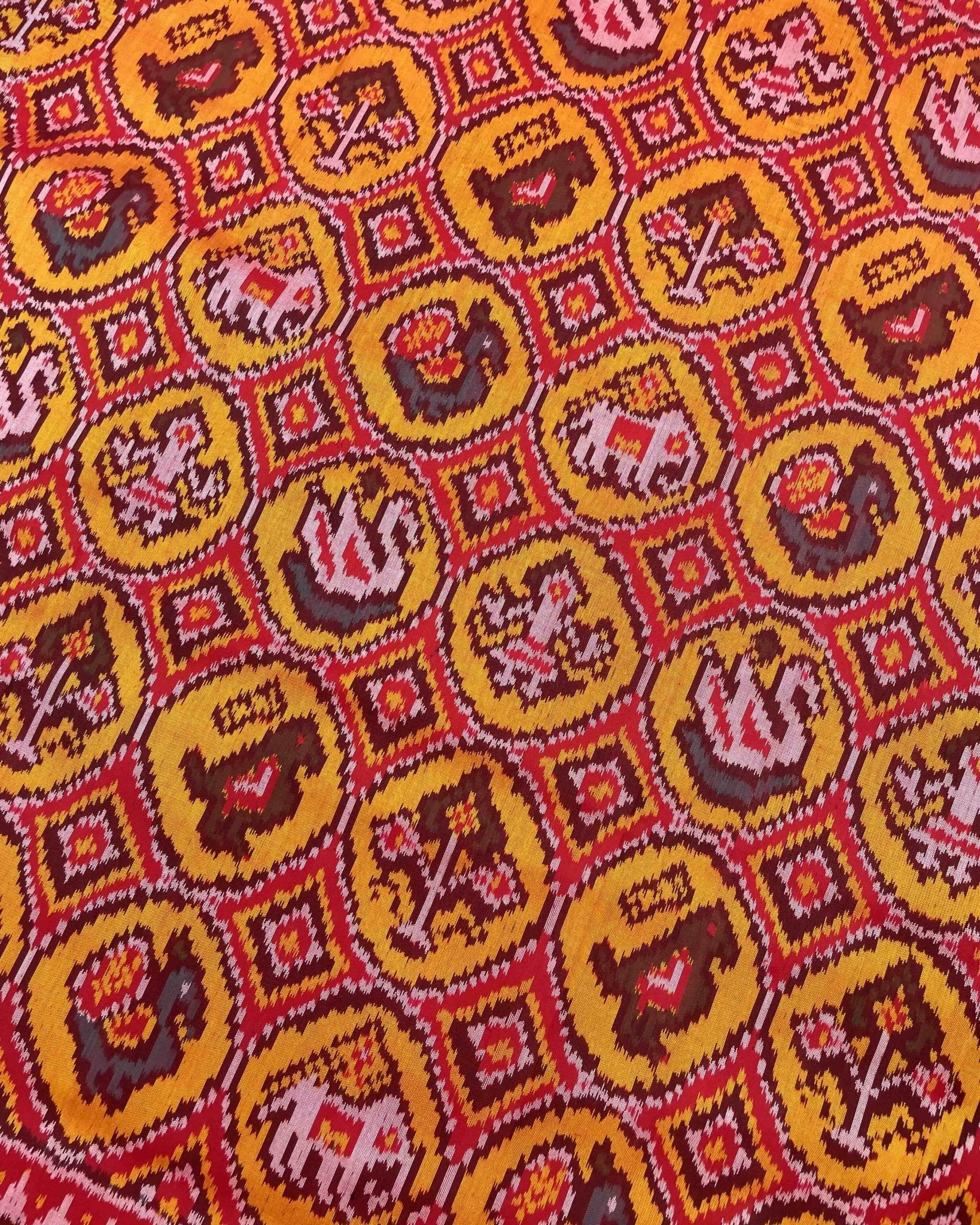 Red & Yellow Circle Narikunj Patola Saree - SindhoiPatolaArt