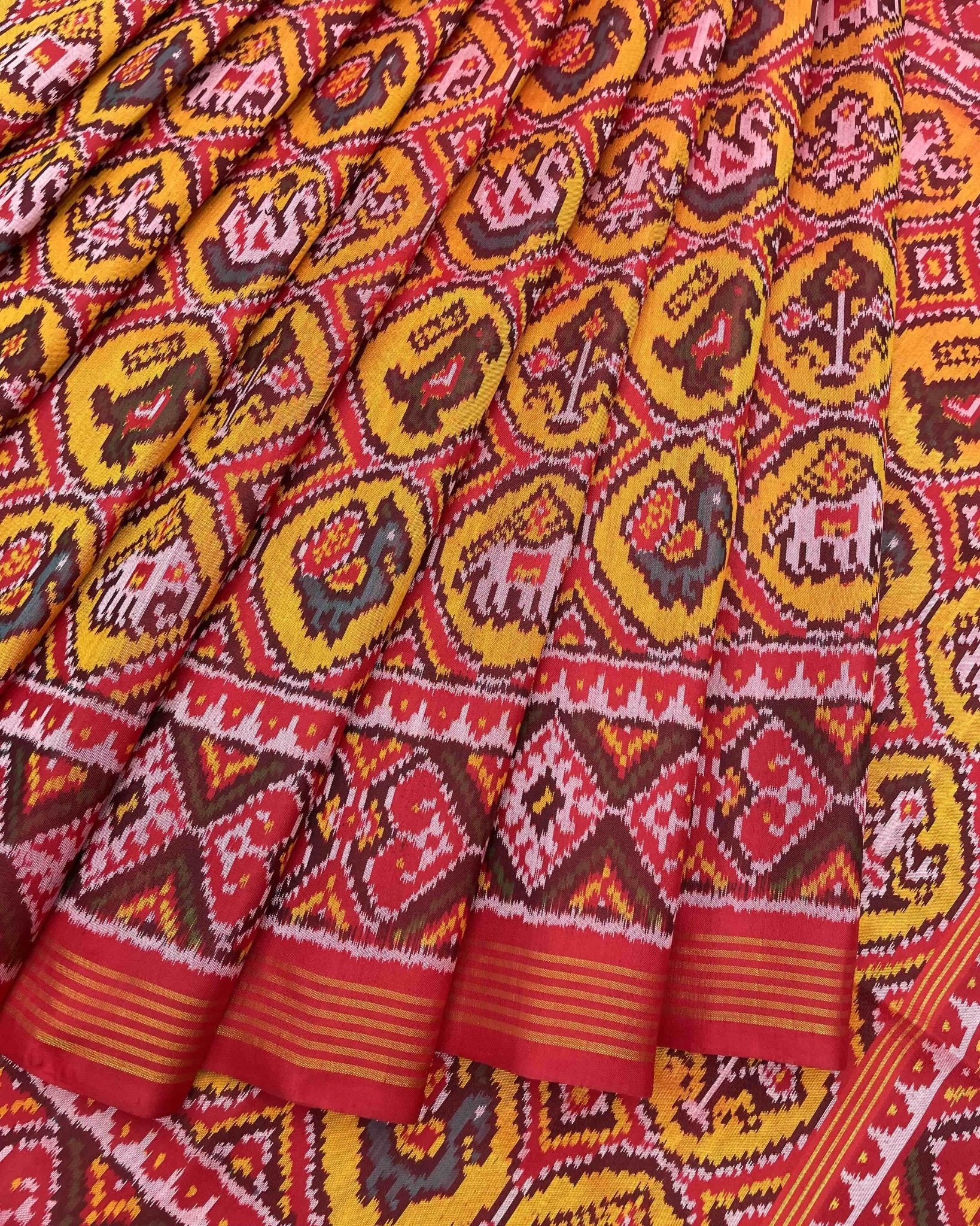 Red & Yellow Circle Narikunj Patola Saree - SindhoiPatolaArt