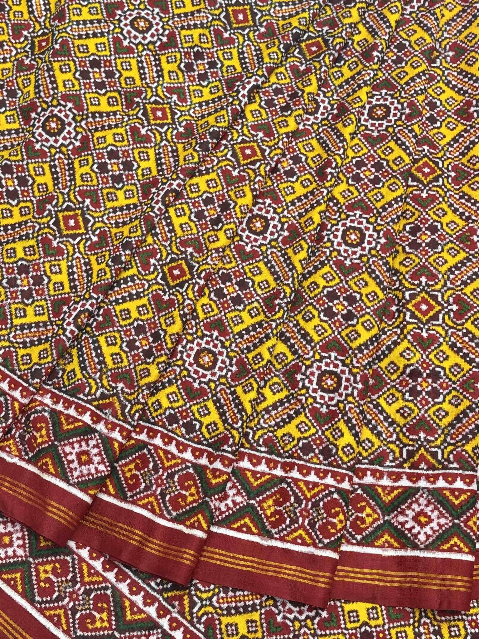 Red & Yellow Manekchowk patan patola - SindhoiPatolaArt