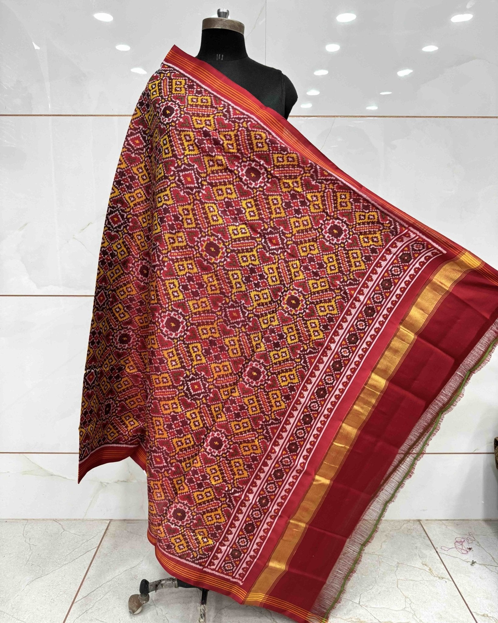Red & Yellow Manekchowk Semi Double Ikat Patola Dupatta - SindhoiPatolaArt