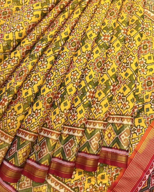 Red & Yellow Navratan Patola Saree - SindhoiPatolaArt