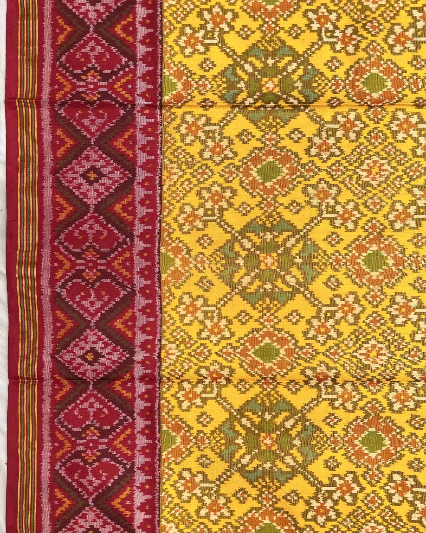 Red & Yellow Navratan Patola Saree - SindhoiPatolaArt