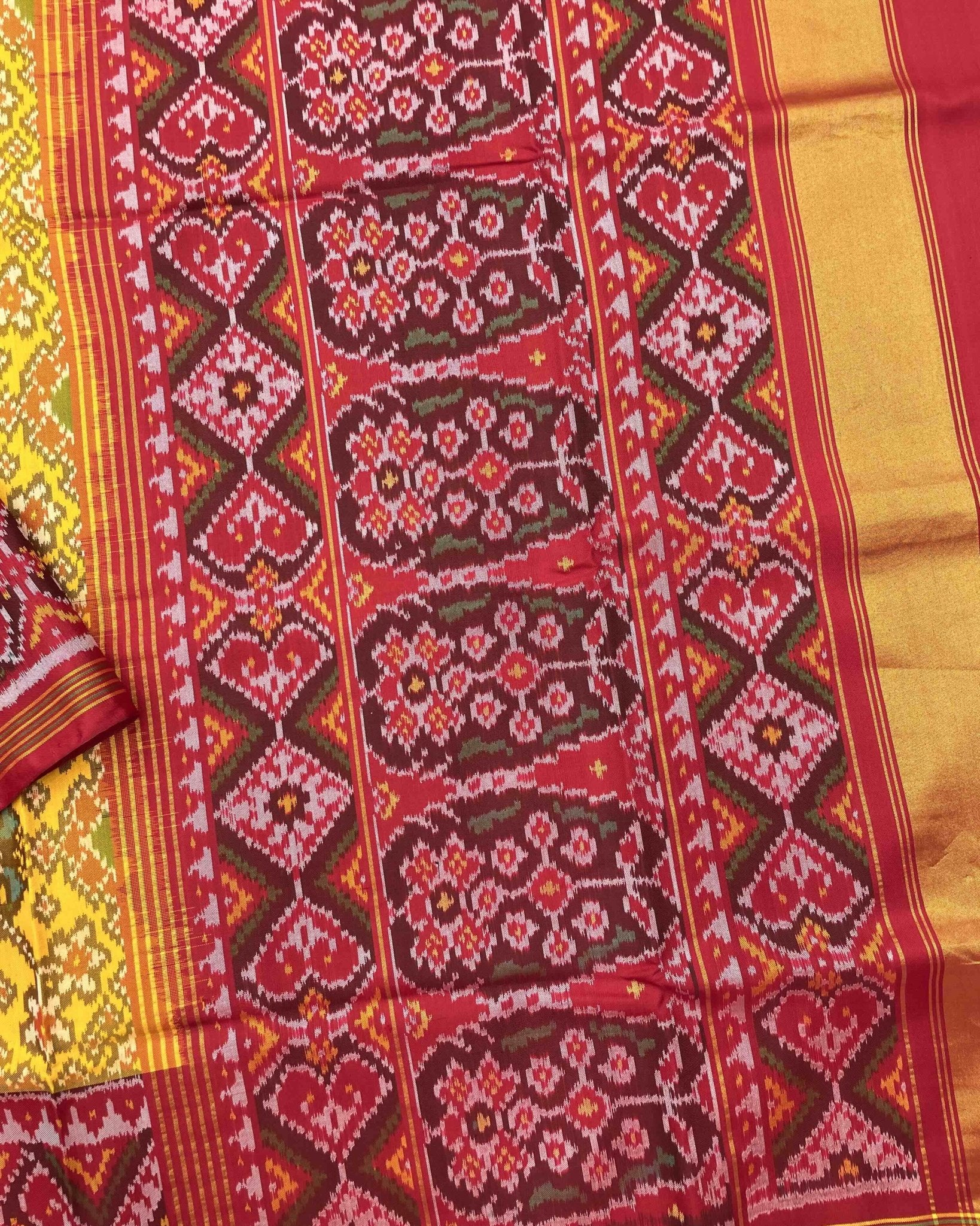 Red & Yellow Navratan Patola Saree - SindhoiPatolaArt