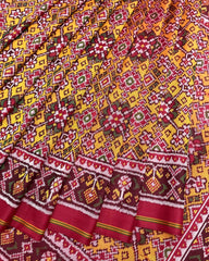 Red & Yellow Navratan Patola Saree - SindhoiPatolaArt