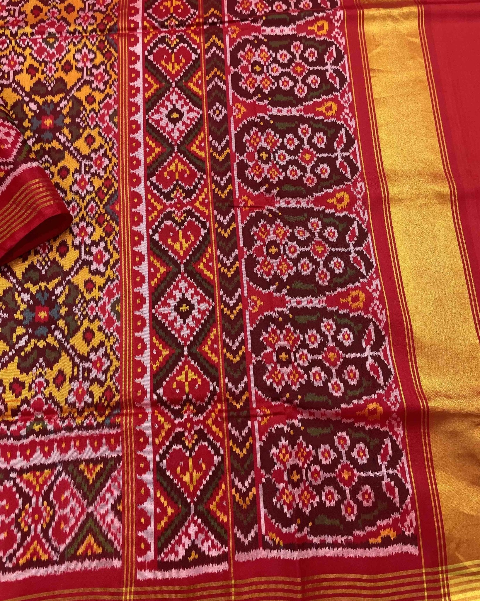 Red & Yellow Navratan Patola Saree - SindhoiPatolaArt