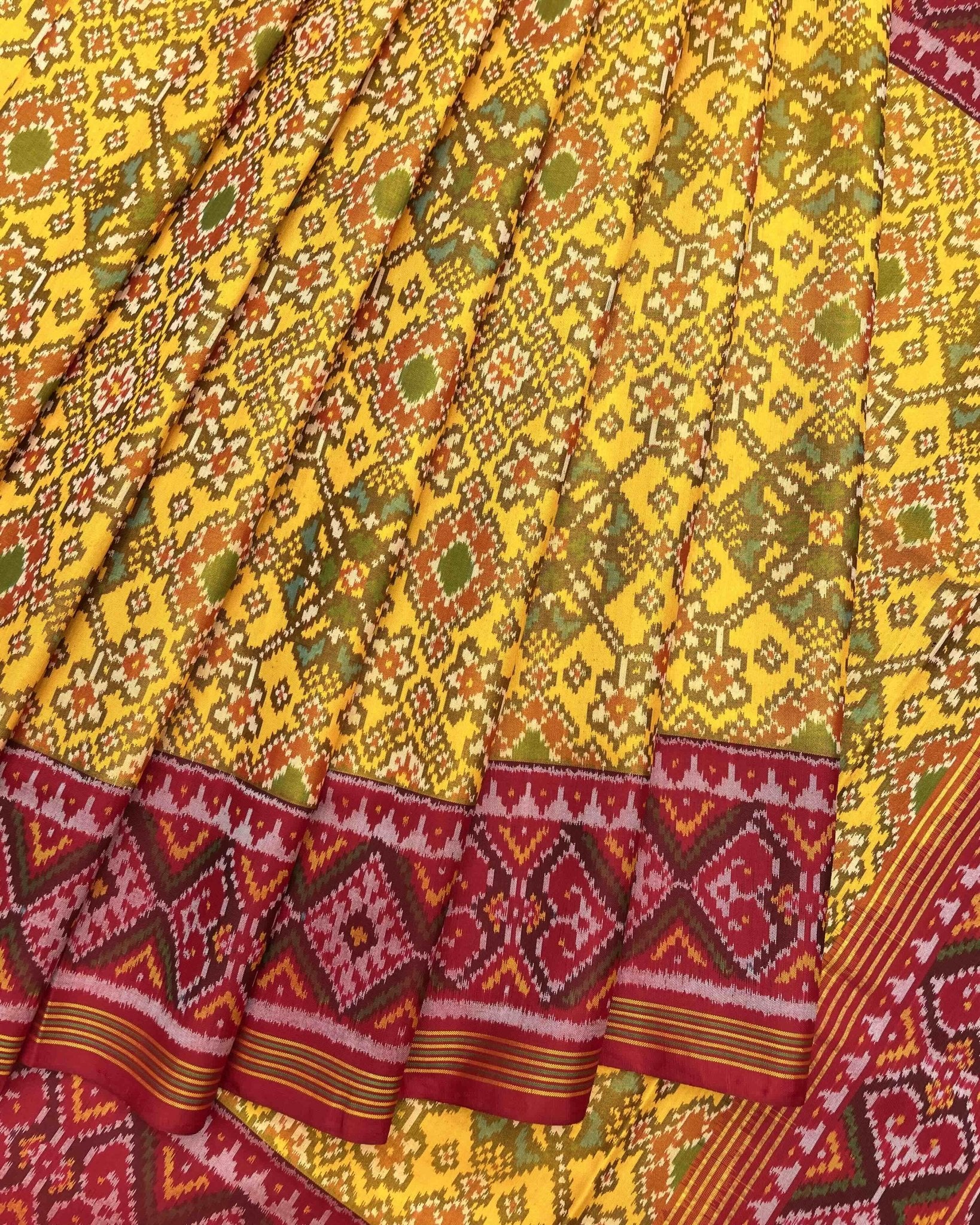 Red & Yellow Navratan Patola Saree - SindhoiPatolaArt
