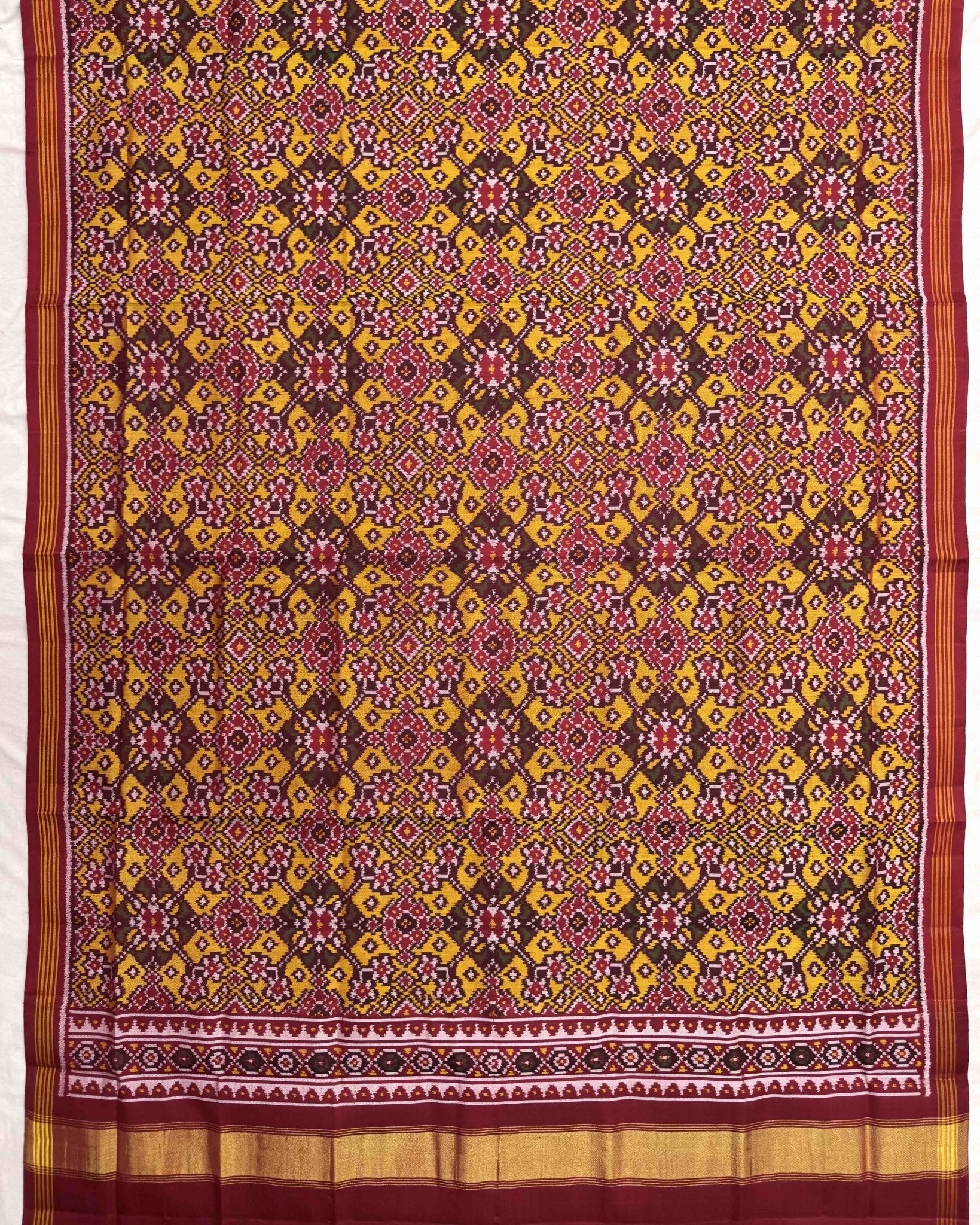 Red & Yellow Navratan Semi Double Ikat Patola Dupatta - SindhoiPatolaArt