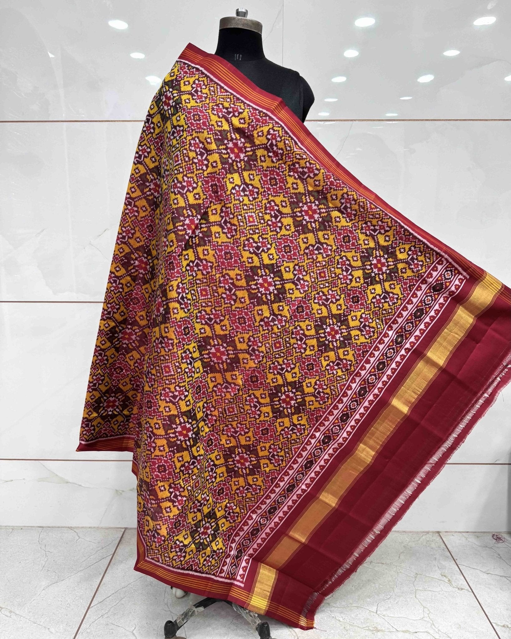 Red & Yellow Navratan Semi Double Ikat Patola Dupatta - SindhoiPatolaArt