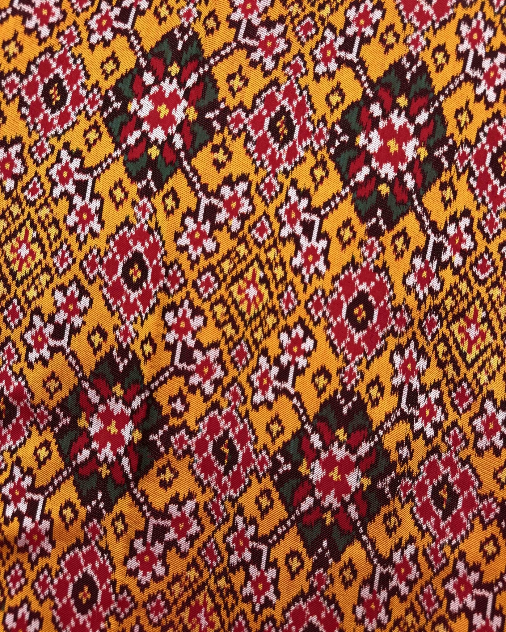 Red & Yellow Navratan Twill Patola Saree - SindhoiPatolaArt