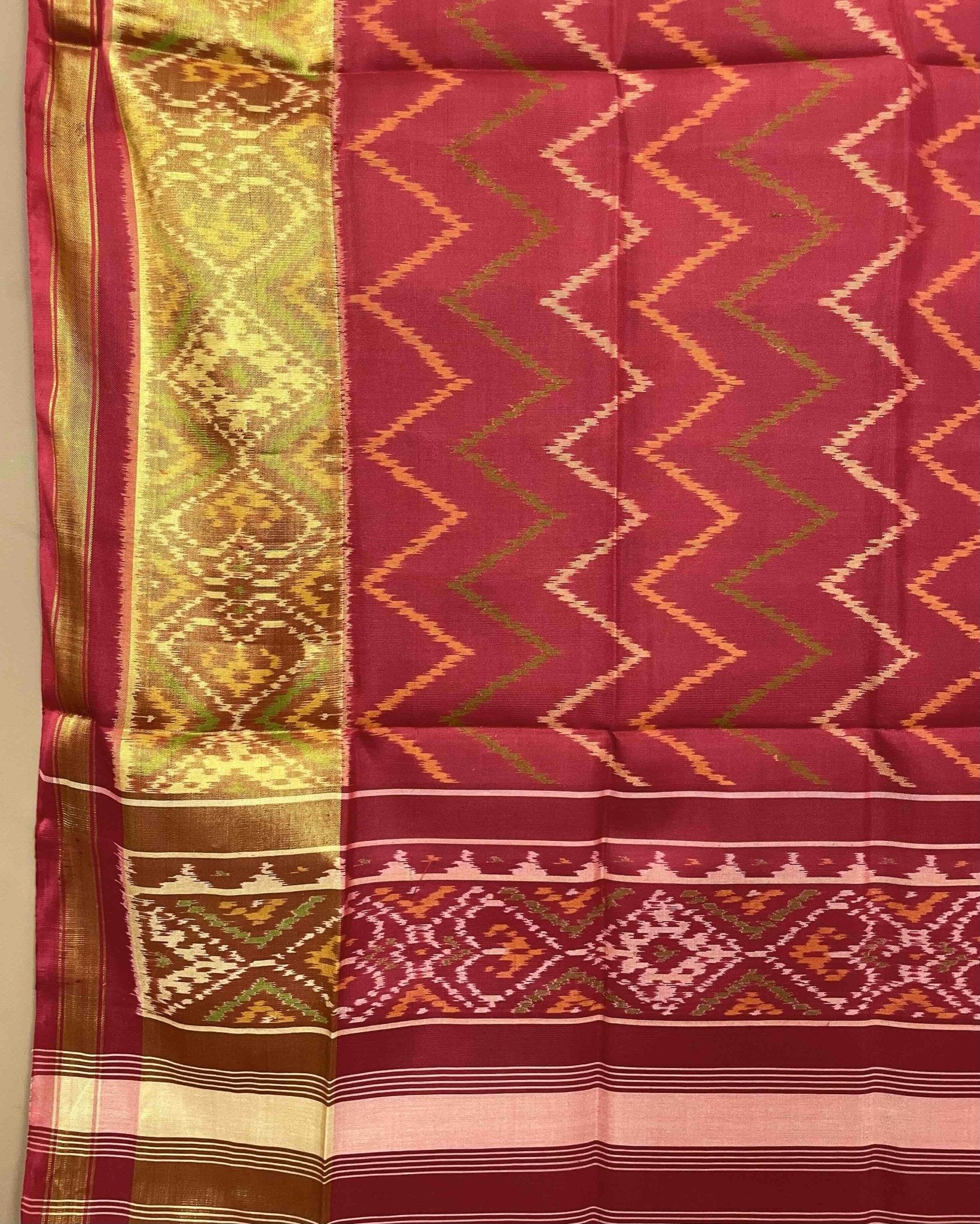 Red Zig Zag Lining Patola Dupatta - SindhoiPatolaArt