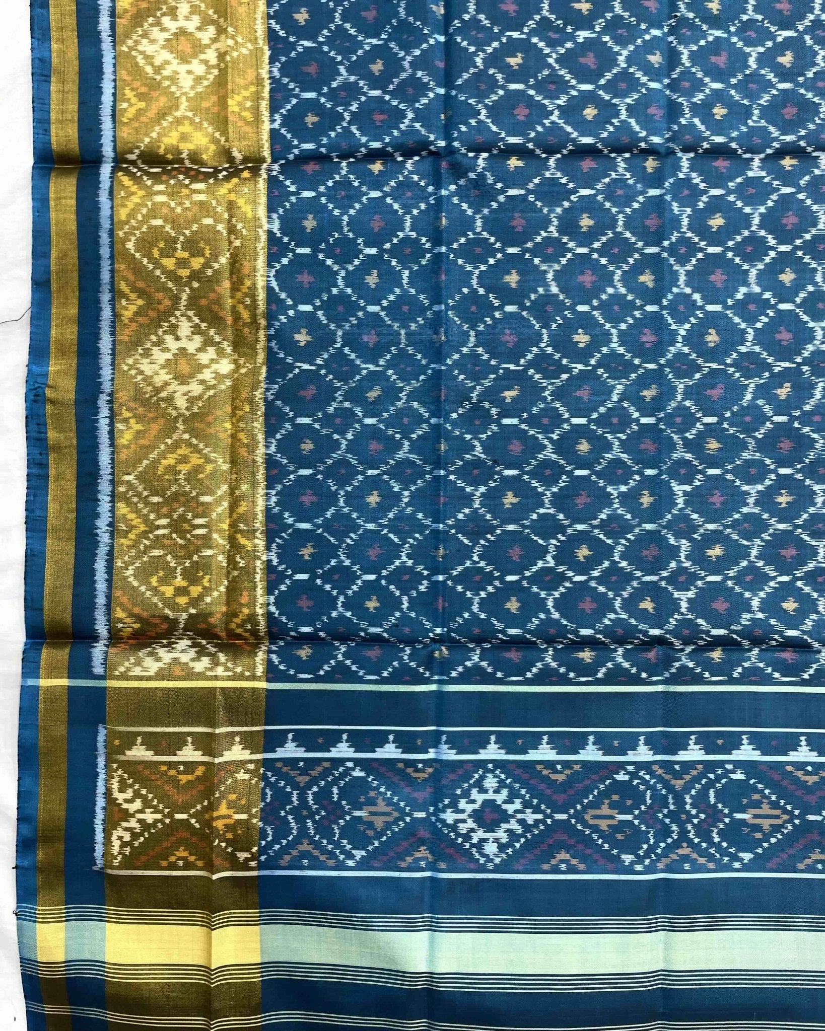 Turquoise Booty Design Patola Dupatta - SindhoiPatolaArt