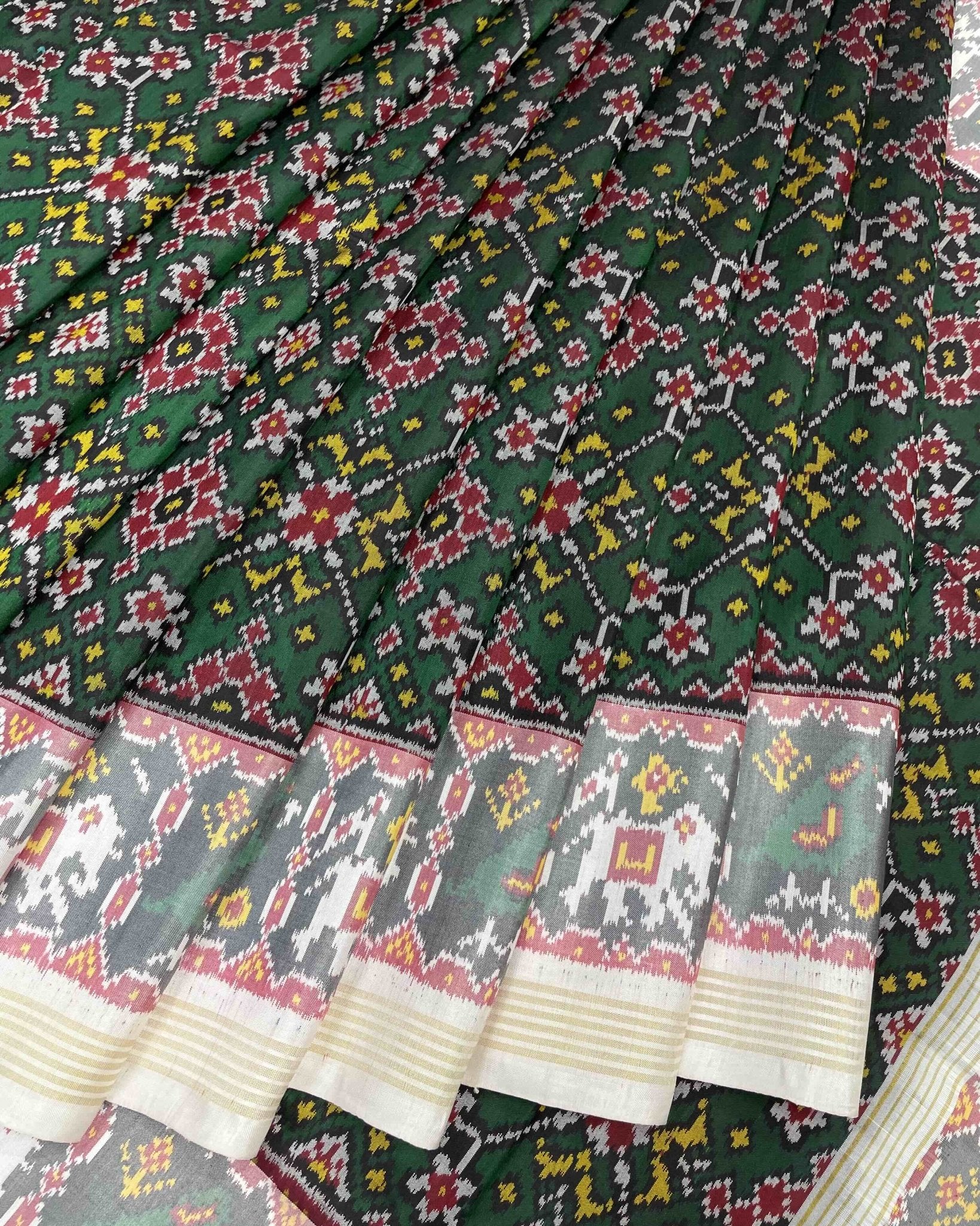 White & Green Navratan Designer Patola Saree - SindhoiPatolaArt