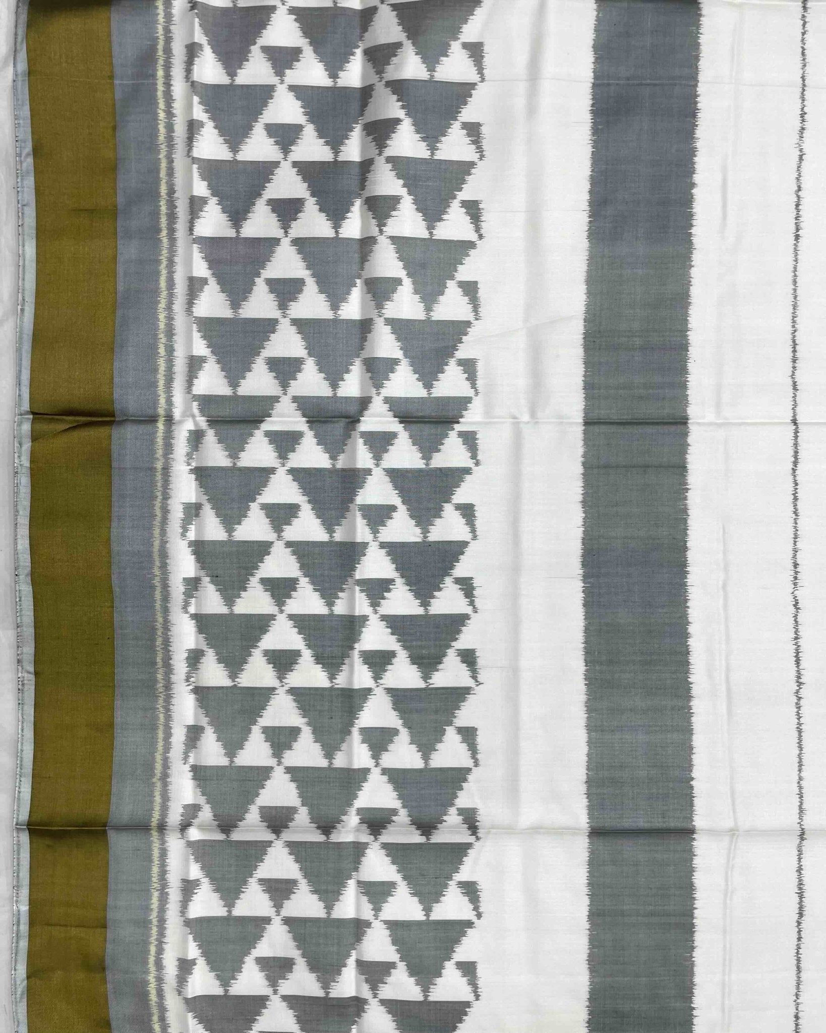 White & Grey Fancy Design with Scut Border Patola Saree - SindhoiPatolaArt