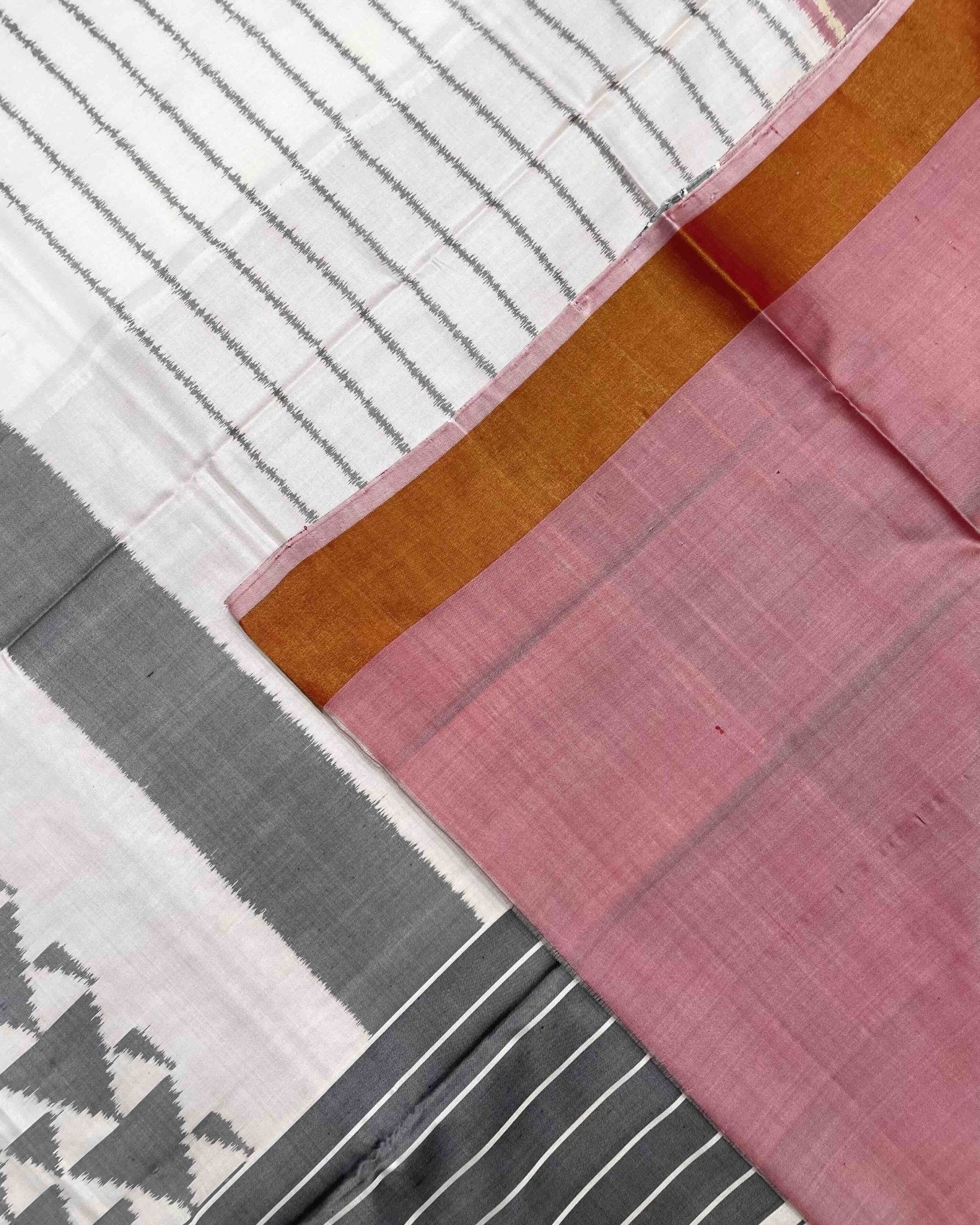 White & Grey Fancy Design with Scut Border Patola Saree - SindhoiPatolaArt
