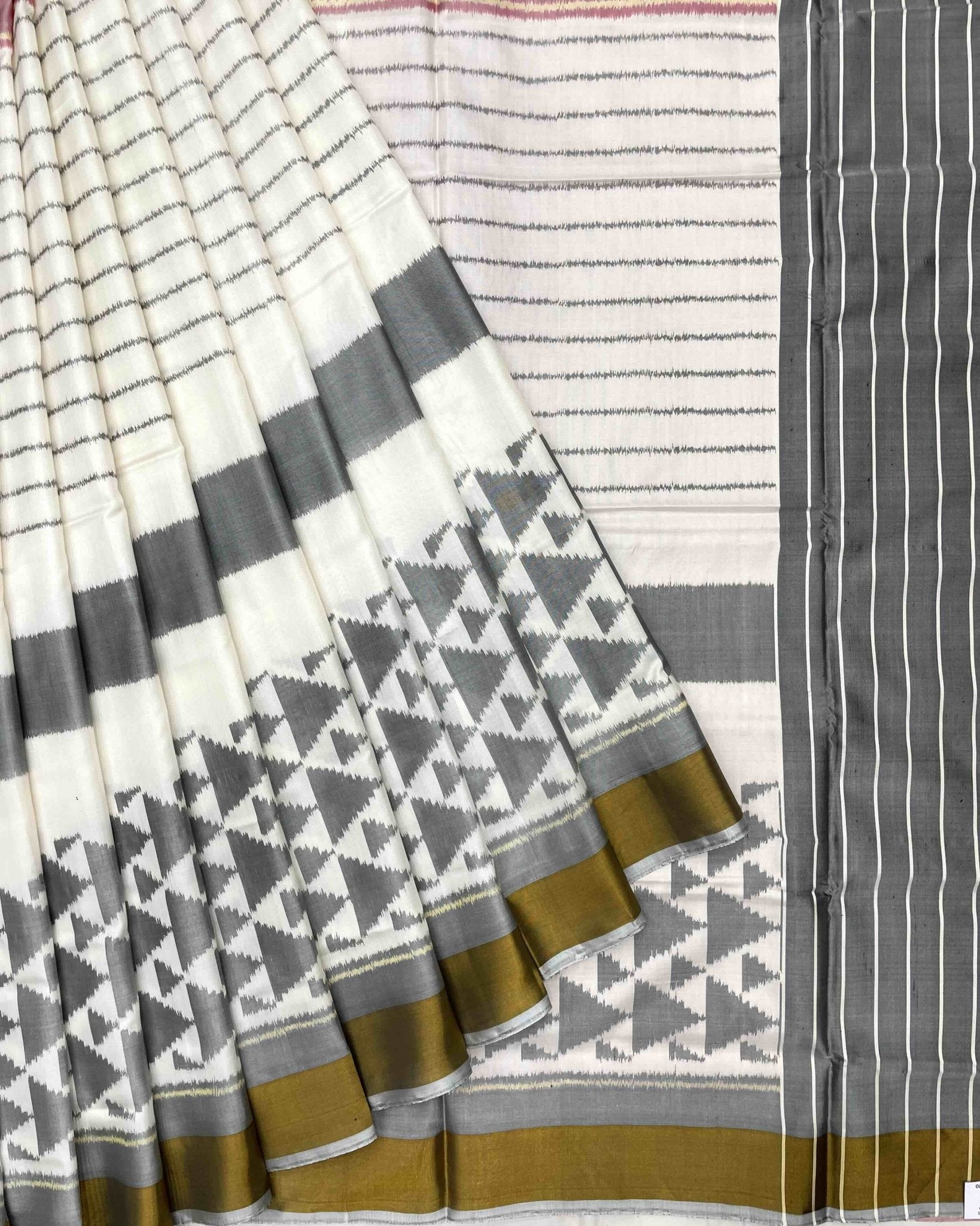White & Grey Fancy Design with Scut Border Patola Saree - SindhoiPatolaArt