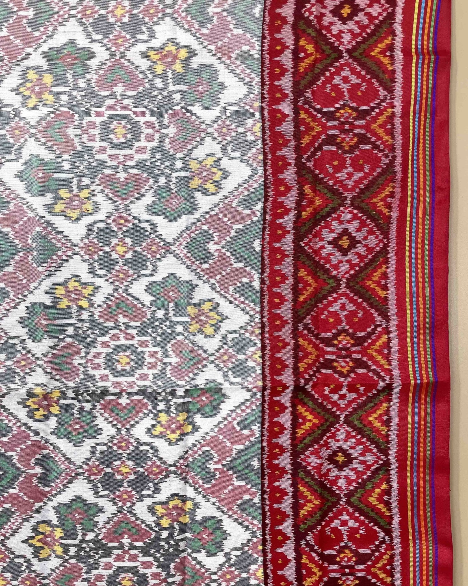 White Navratan Ganga Jamuna Designer Patola Dupatta - SindhoiPatolaArt