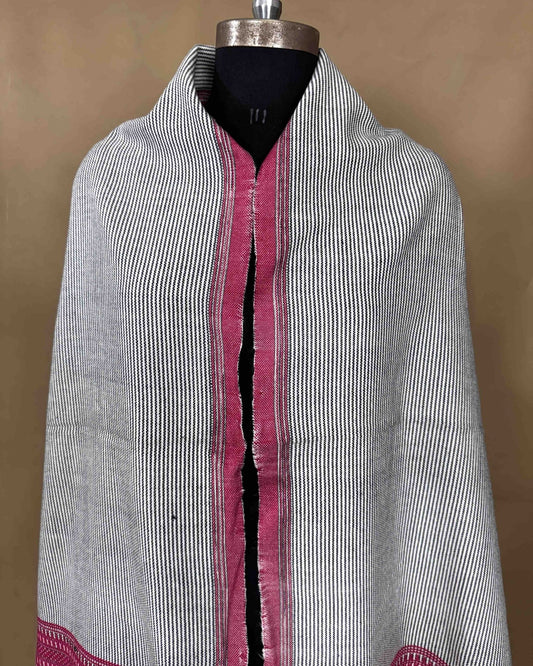 White & Pink with Black Lining & Heavy Pallu Kutchi Woolen Shawl - SindhoiPatolaArt