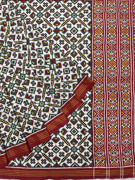 White Vhoragaji Patan Patola - SindhoiPatolaArt