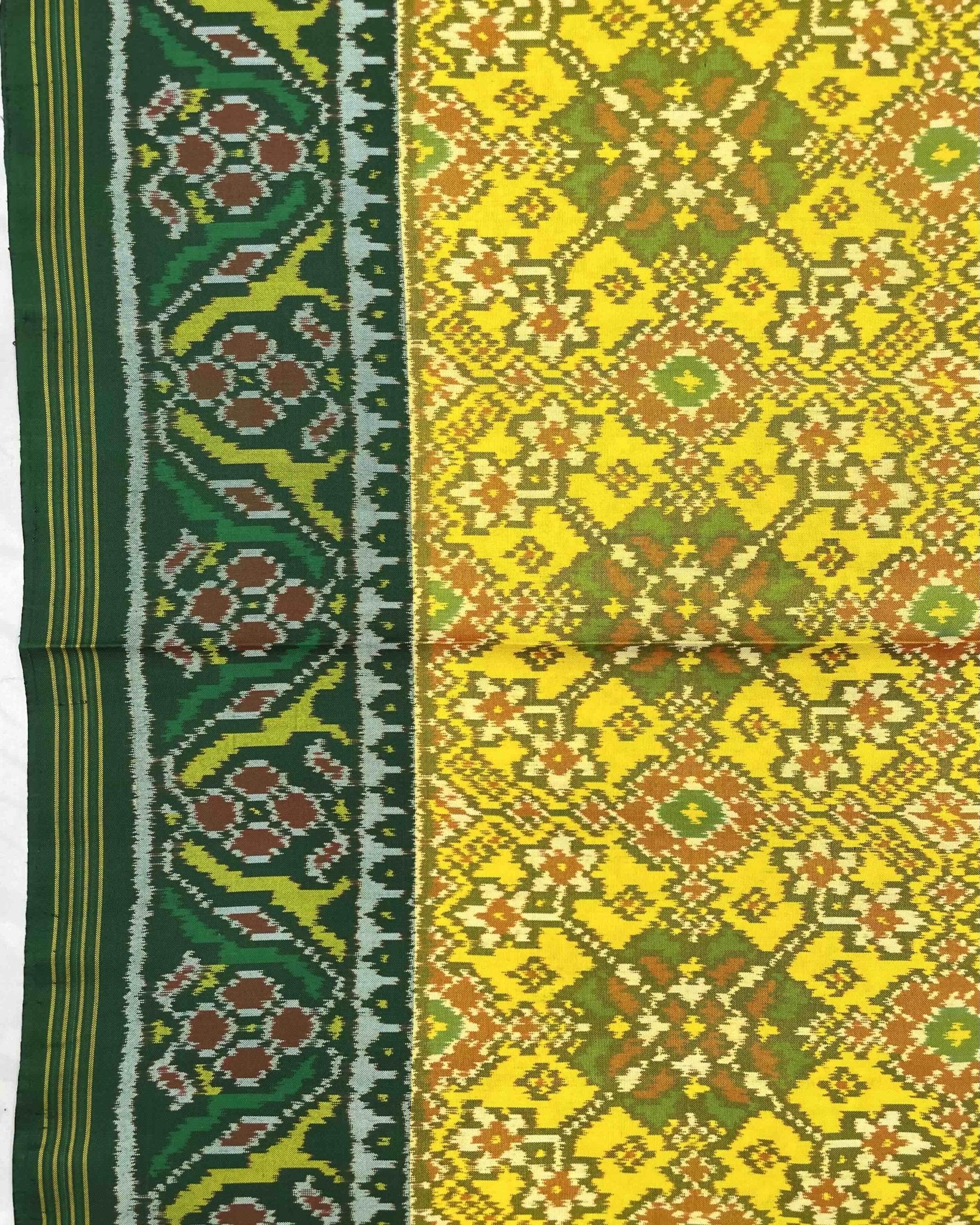 Yellow Ganga Jamuna Navratan Patola Saree - SindhoiPatolaArt