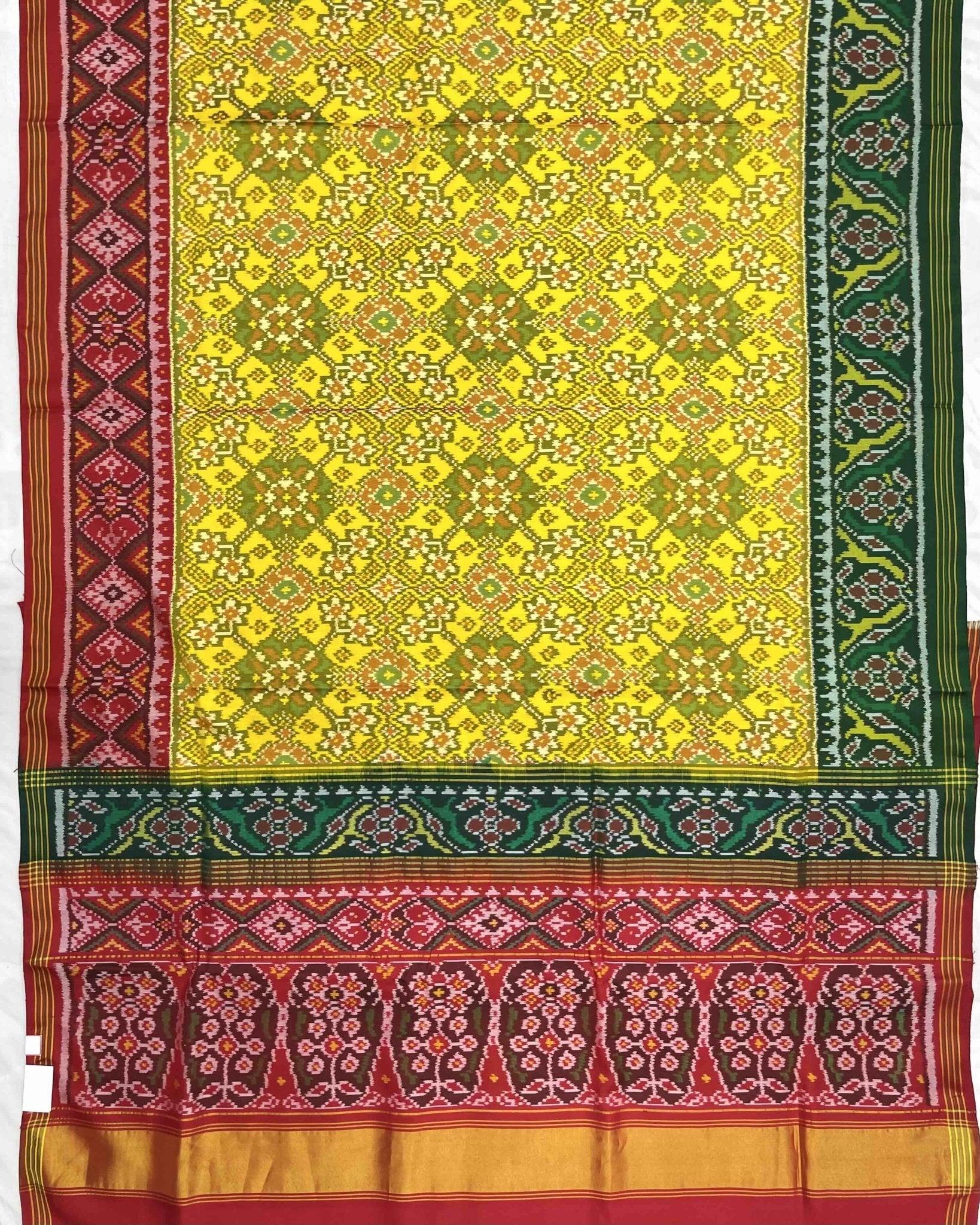 Yellow Ganga Jamuna Navratan Patola Saree - SindhoiPatolaArt