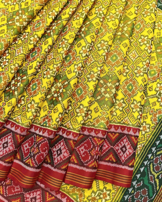 Yellow Ganga Jamuna Navratan Patola Saree - SindhoiPatolaArt