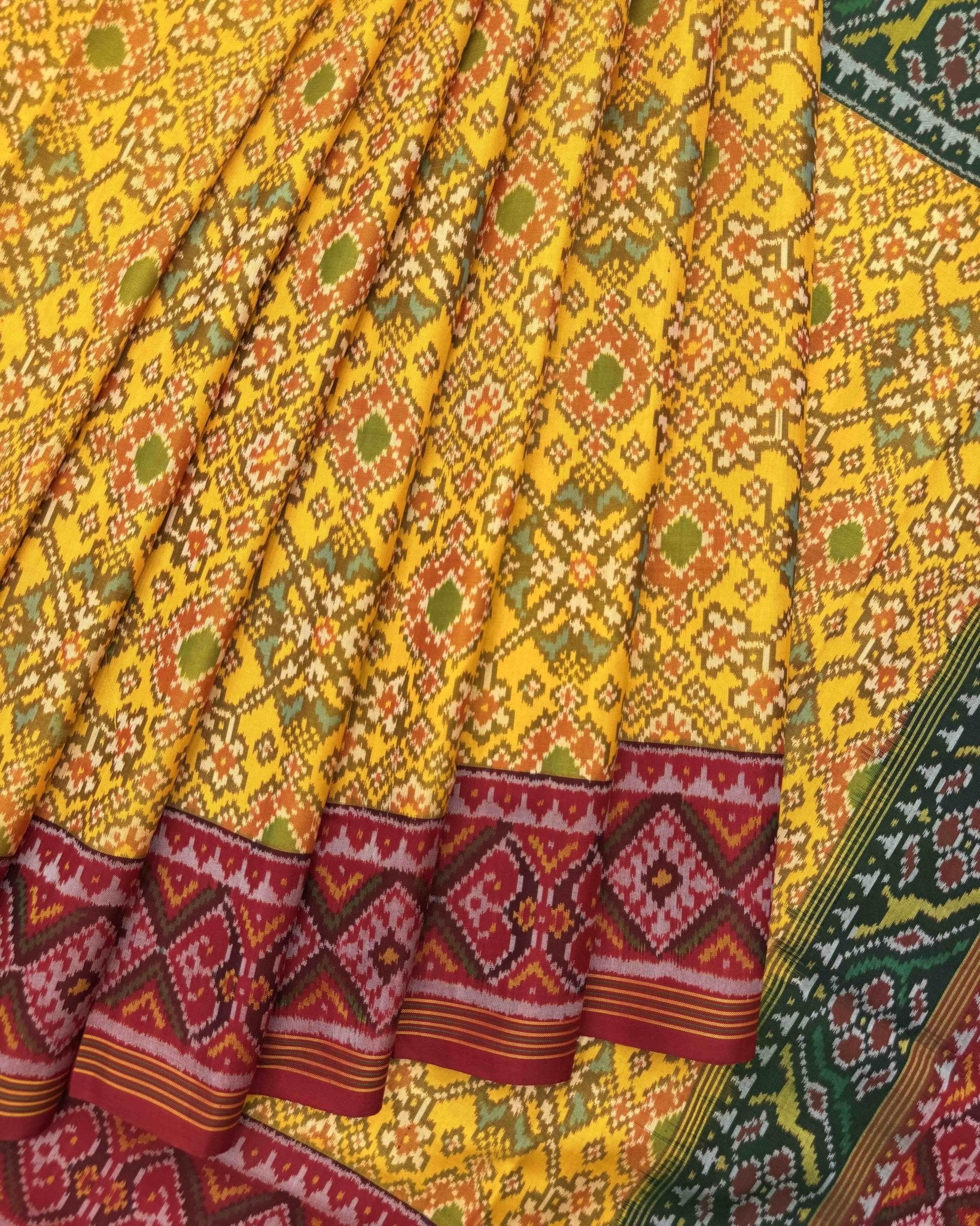 Yellow Ganga Jamuna Navratan Semi Double Ikat Patola Saree - SindhoiPatolaArt