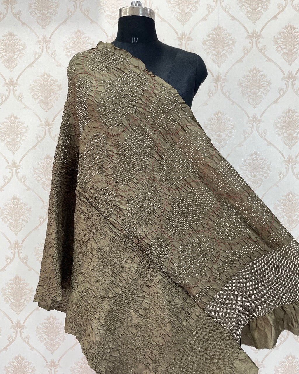 Bandhani Dupatta - SindhoiPatolaArt
