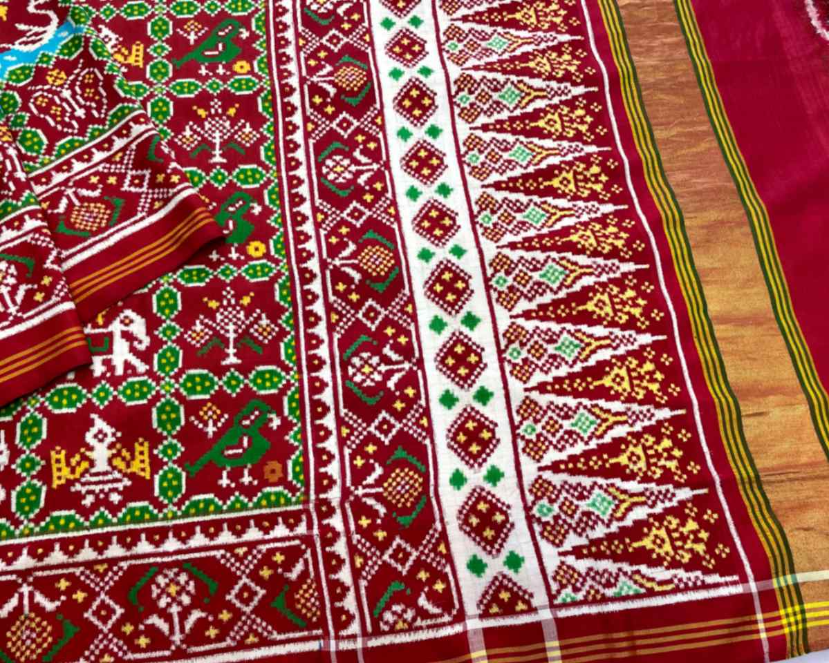 Maroon Traditional Narikunj Designer Patola - SindhoiPatolaArt