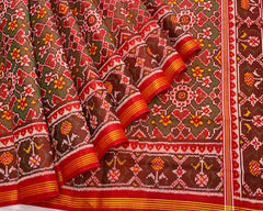 Red & Green Manekchowk Designer Patola - SindhoiPatolaArt