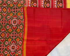 Red & Green Manekchowk Designer Patola - SindhoiPatolaArt