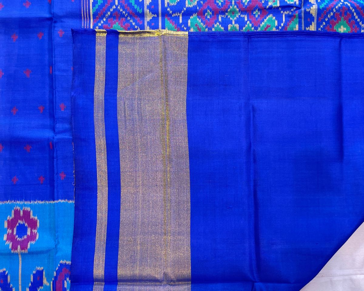 Blue Dot with Peacock Scut Border Designer Patola - SindhoiPatolaArt