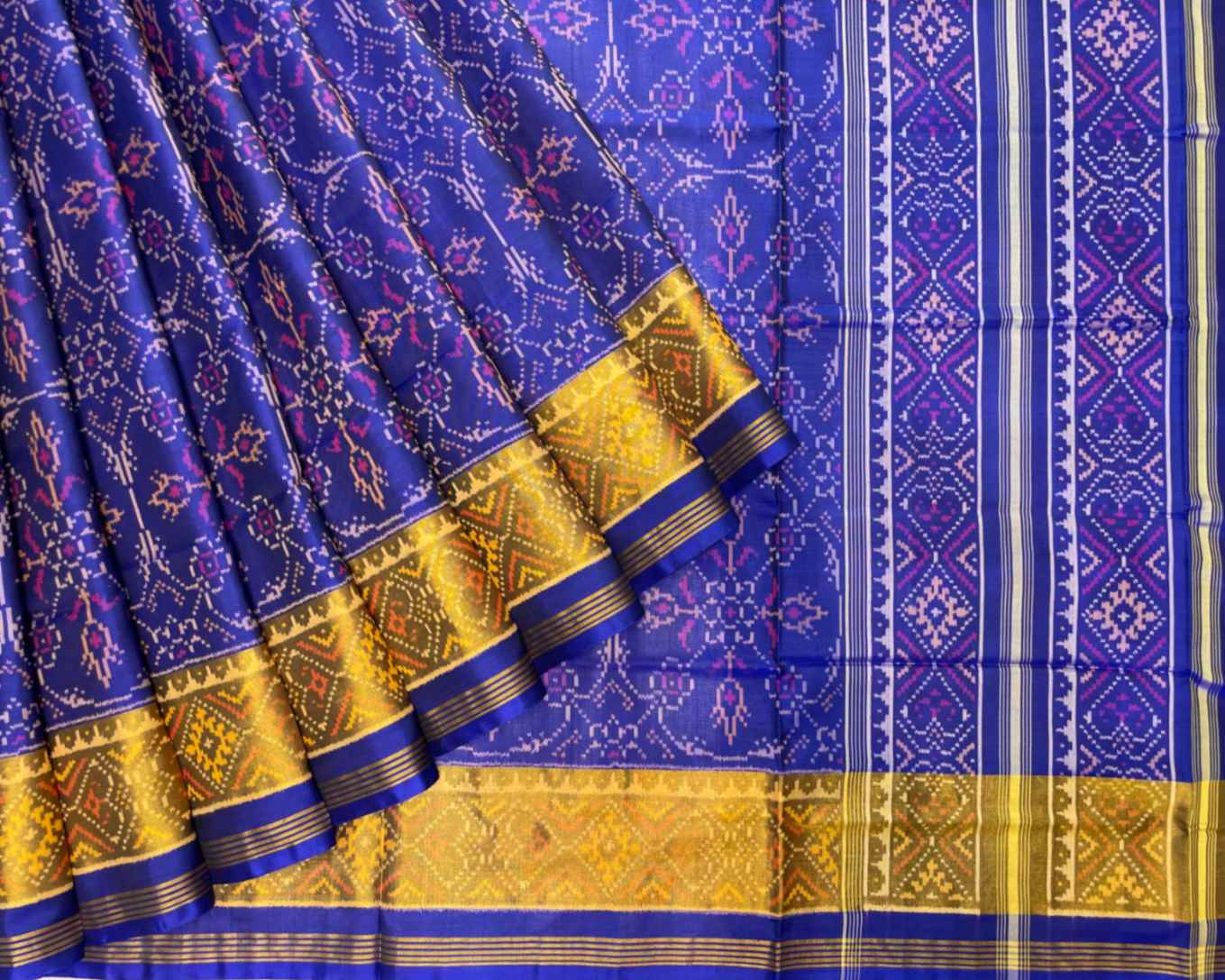 Blue Chhabdi Design patola Saree - SindhoiPatolaArt