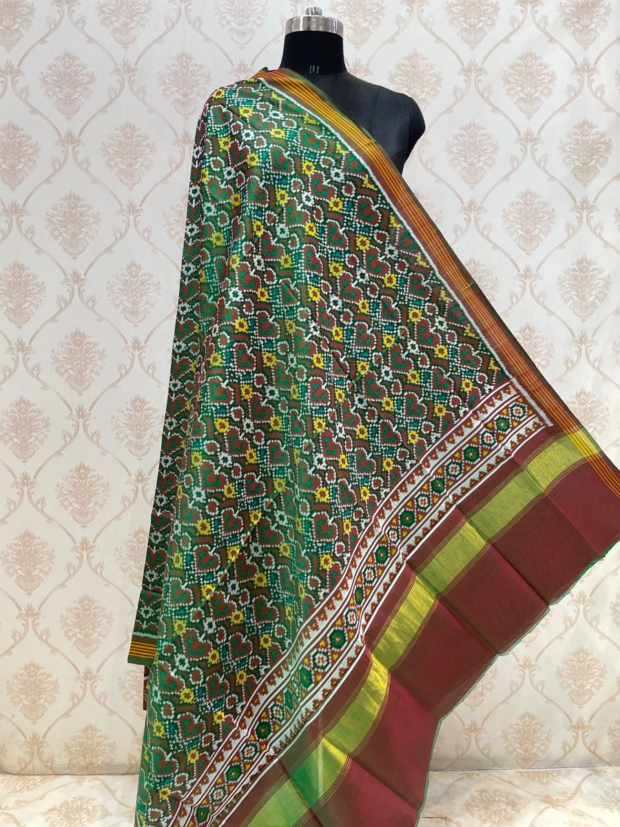 Semi double ikat dupatta in Red and Green colour with fancy design - SindhoiPatolaArt