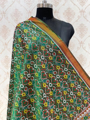Semi double ikat dupatta in Red and Green colour with fancy design - SindhoiPatolaArt