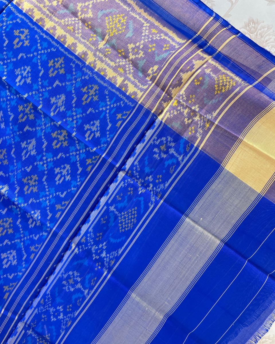 Blue Navdana Patola Dupatta - SindhoiPatolaArt
