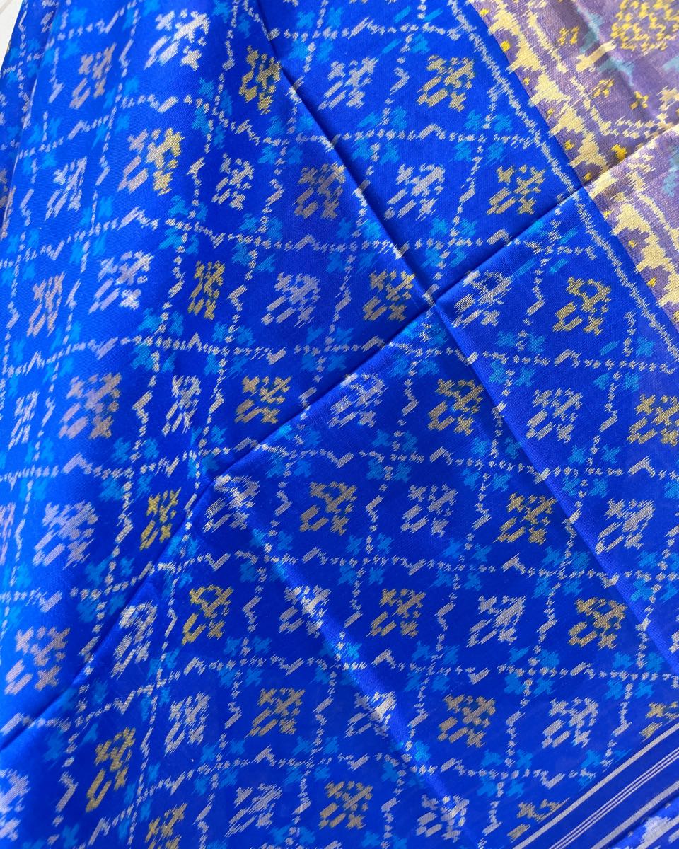 Blue Navdana Patola Dupatta - SindhoiPatolaArt