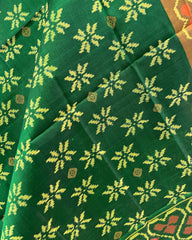 Green Zari Booti With Flower Design Patola Dupatta - SindhoiPatolaArt