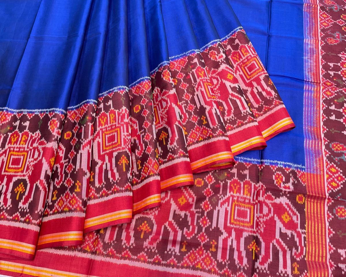 Red & Blue Plain With Elephant Scut Border Patola Saree - SindhoiPatolaArt