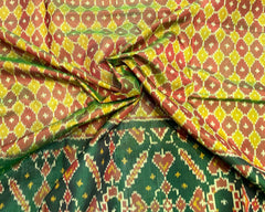 Green & Mustard Booty with Manekchowk Scut Border Patola Saree - SindhoiPatolaArt