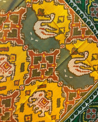 Green & Yellow Narikunj Chhabdi Patola Dupatta - SindhoiPatolaArt