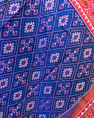 Red & Blue Panchanda Patola Dupatta - SindhoiPatolaArt